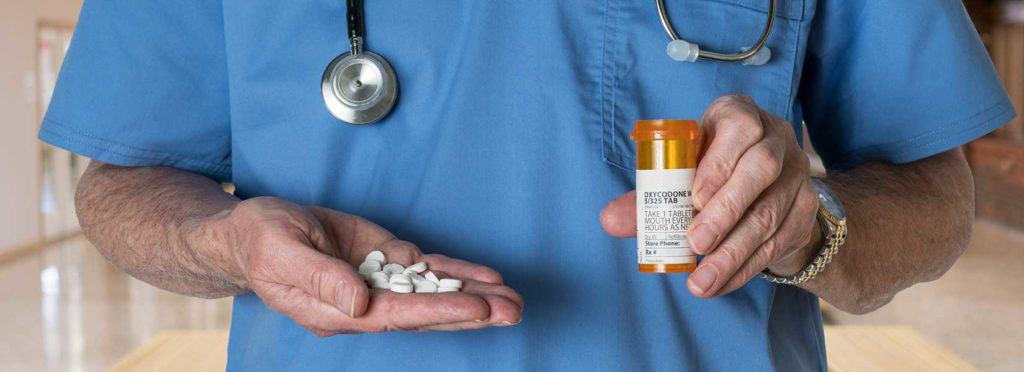 How to Recognize and Deal with Opioid Addiction How to Recognize the Signs of Addiction - Opioid Addiction Treatment