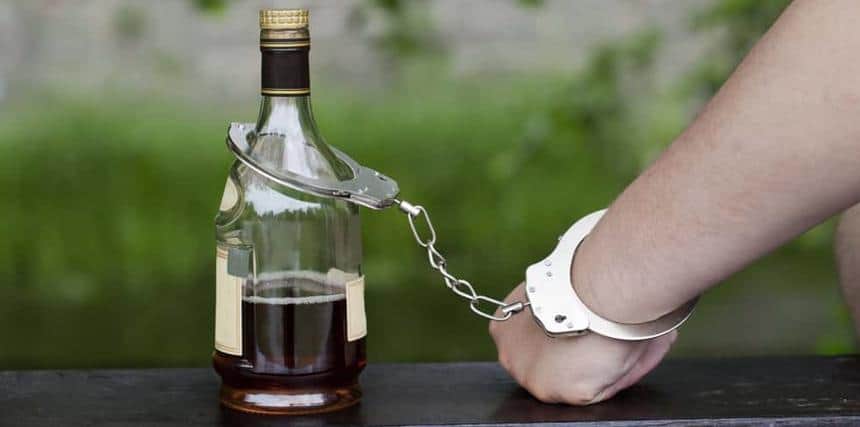 What Are the Physical Effects of Alcohol Use Disorders? alcohol rehab